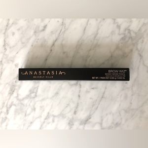 BNIB - Medium Brown - Anastasia Beverly Hills Brow Wiz